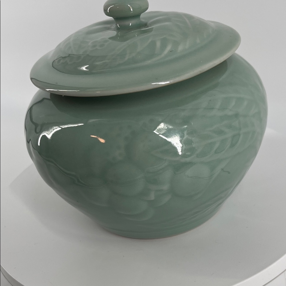 Rare Vintage Chinese Porcelain Celadon Green Ginger Vase in Mint‎ Condition - Picture 5 of 11